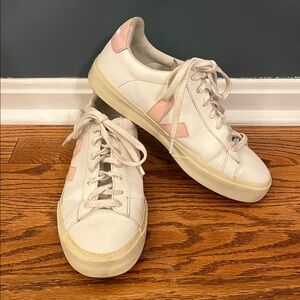 Veja V-10 White Petale Leather Sneaker Pink EU 40 US 9